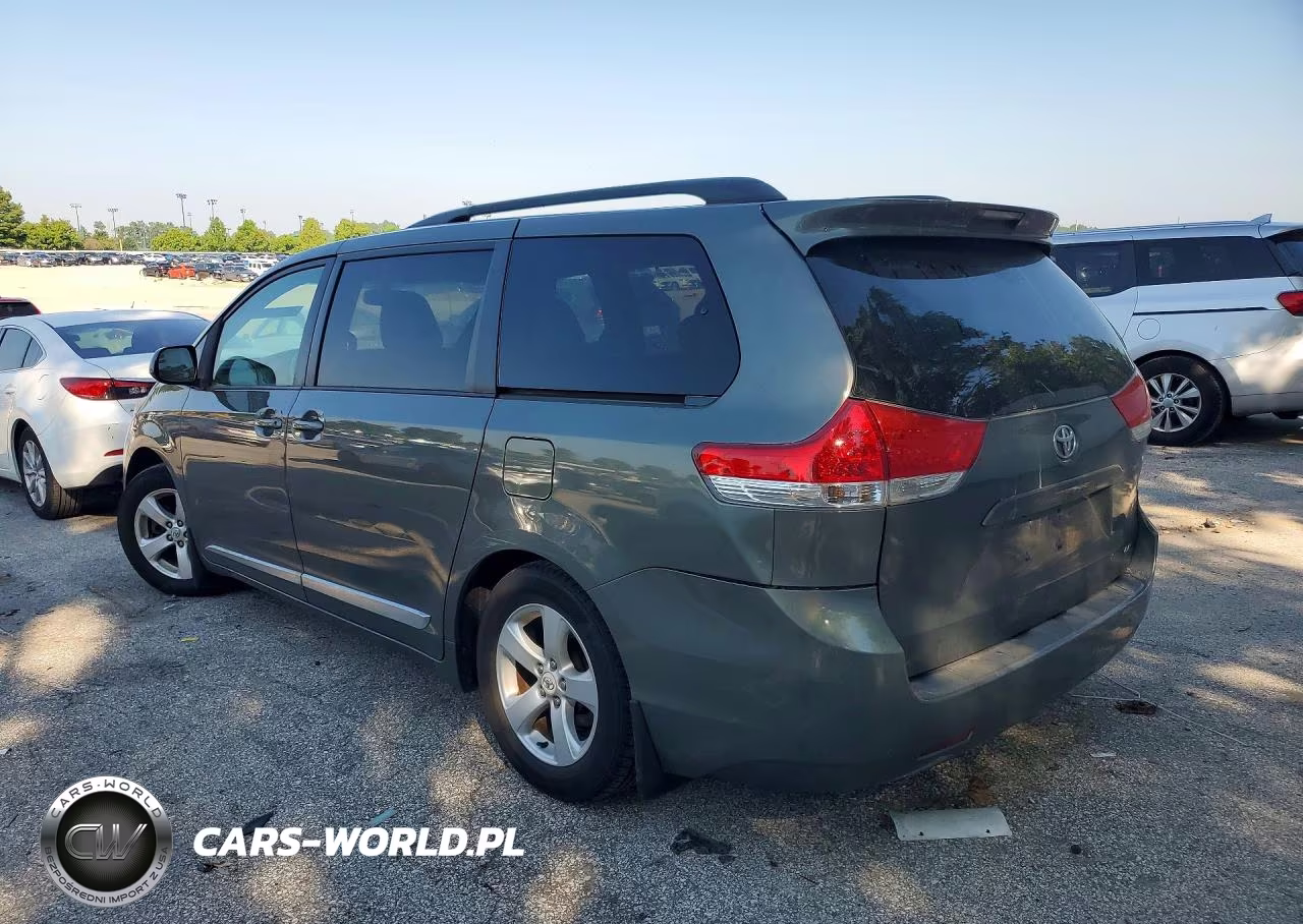 2012 Toyota Sienna Le VIN:5TDKK3DC0CS210950 - 2