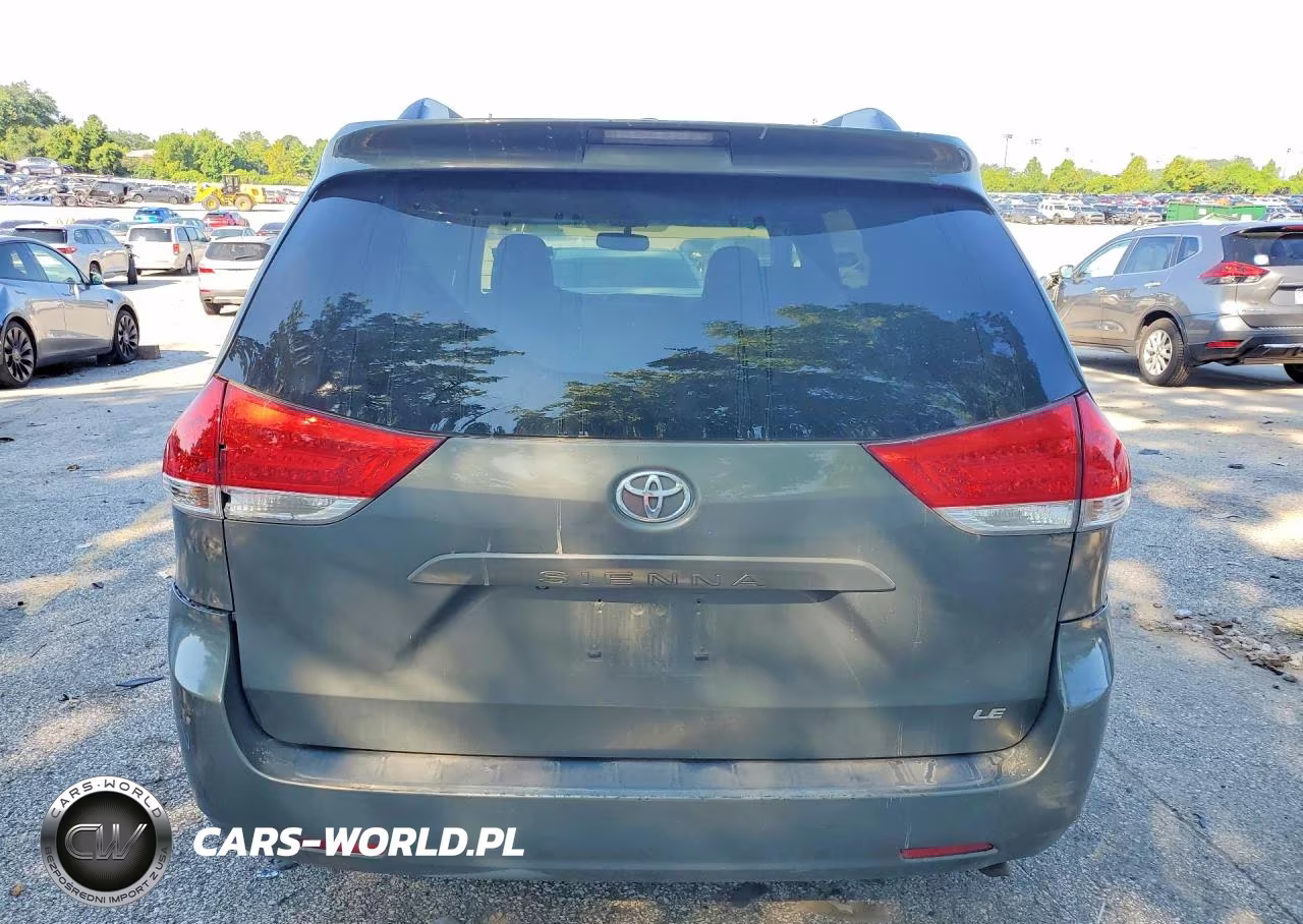 2012 Toyota Sienna Le VIN:5TDKK3DC0CS210950 - 6