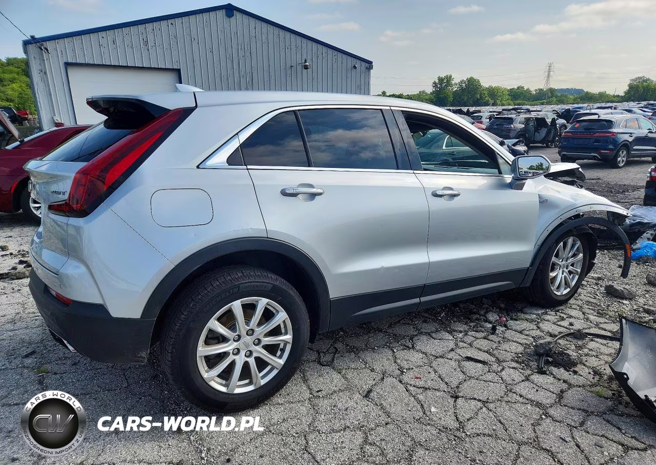 2019 Cadillac Xt4 Luxury VIN:1GYAZAR47KF146962 - 3