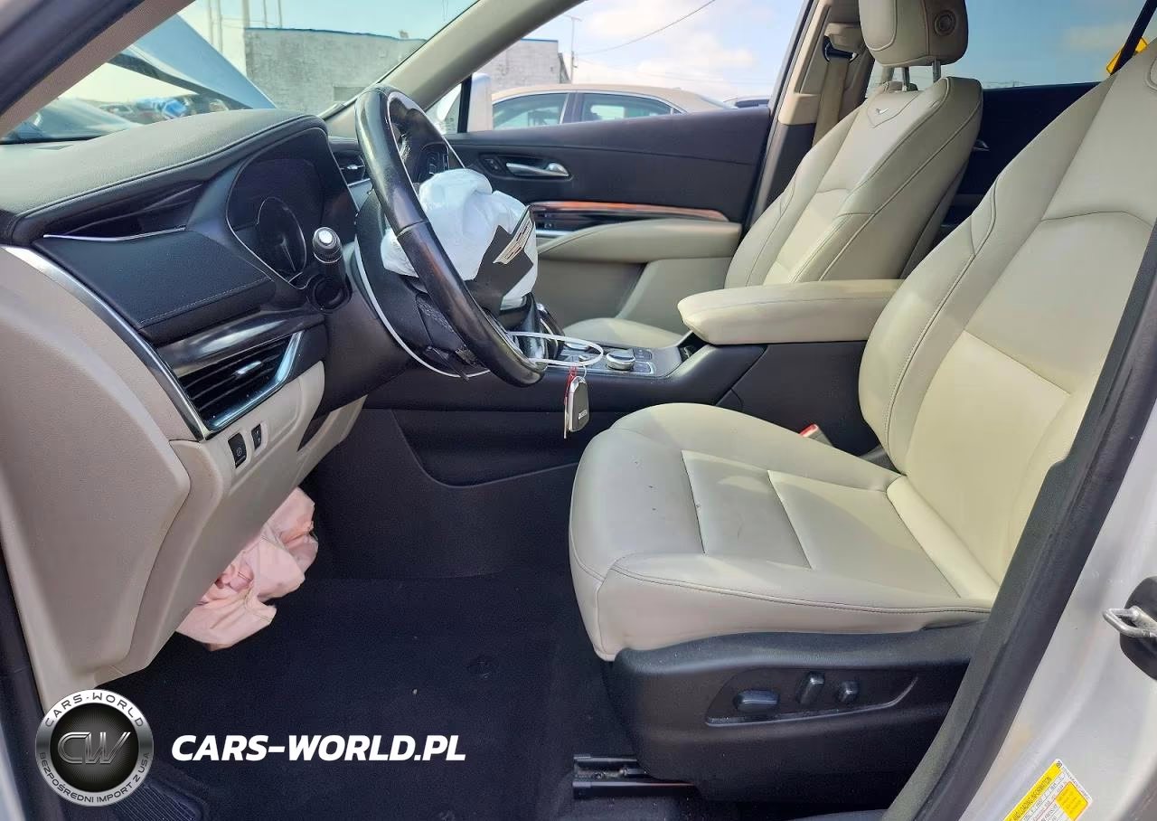 2019 Cadillac Xt4 Luxury VIN:1GYAZAR47KF146962 - 7