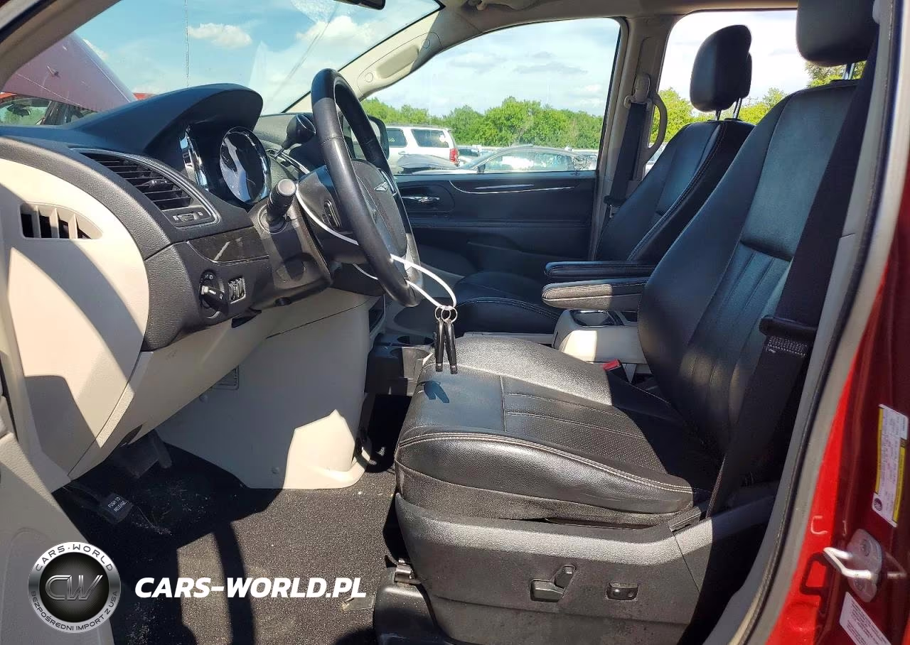 2012 Chrysler Town & Country Touring VIN:2C4RC1BG9CR376222 - 7