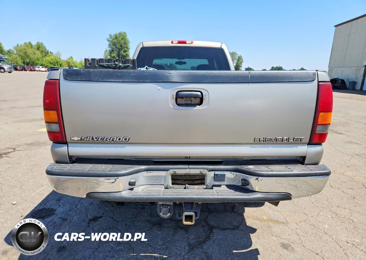 2002 Chevrolet Silverado C2500 Heavy Duty VIN:1GCHC23182F215670 - 6