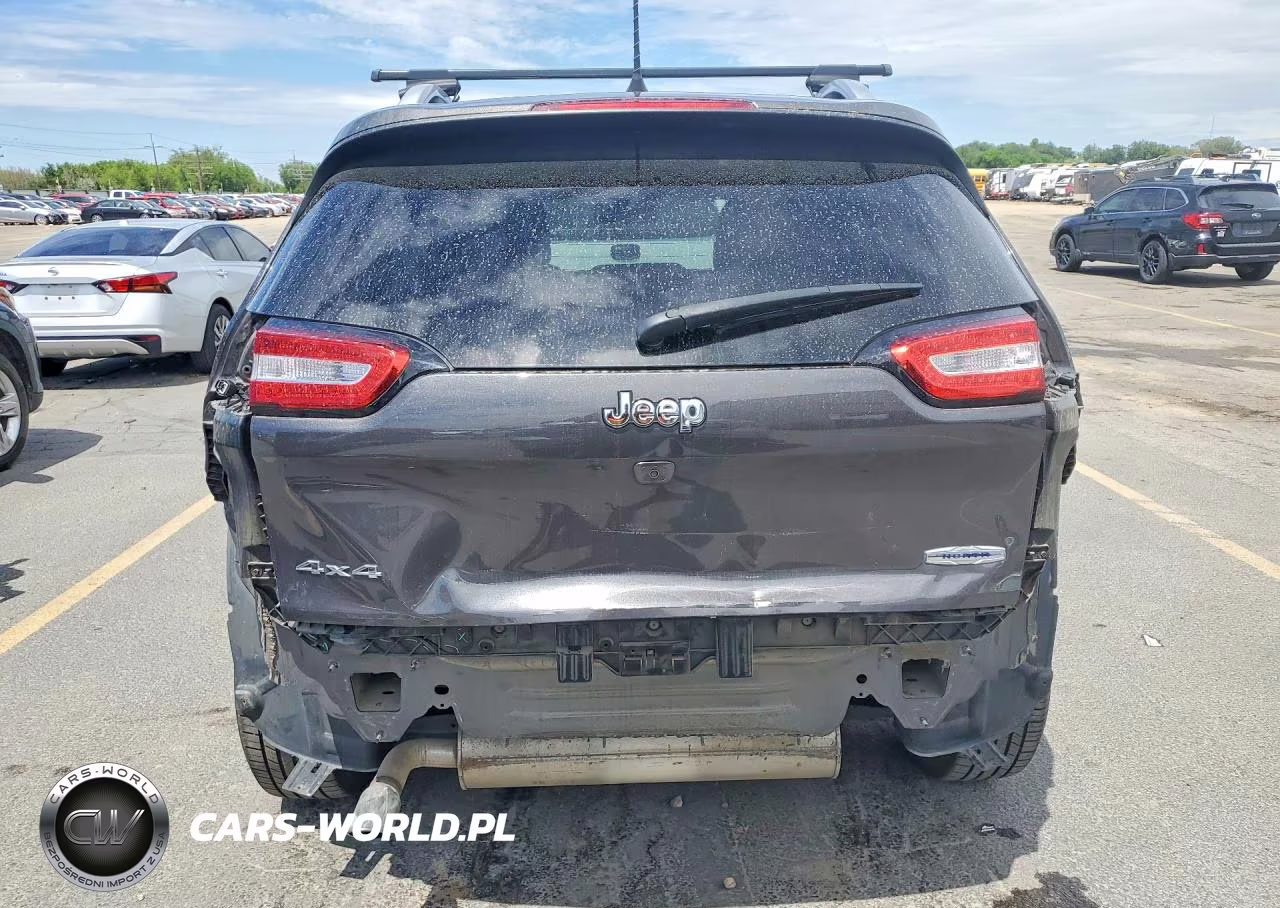 2017 Jeep Cherokee Latitude VIN:1C4PJMCB5HW634106 - 6