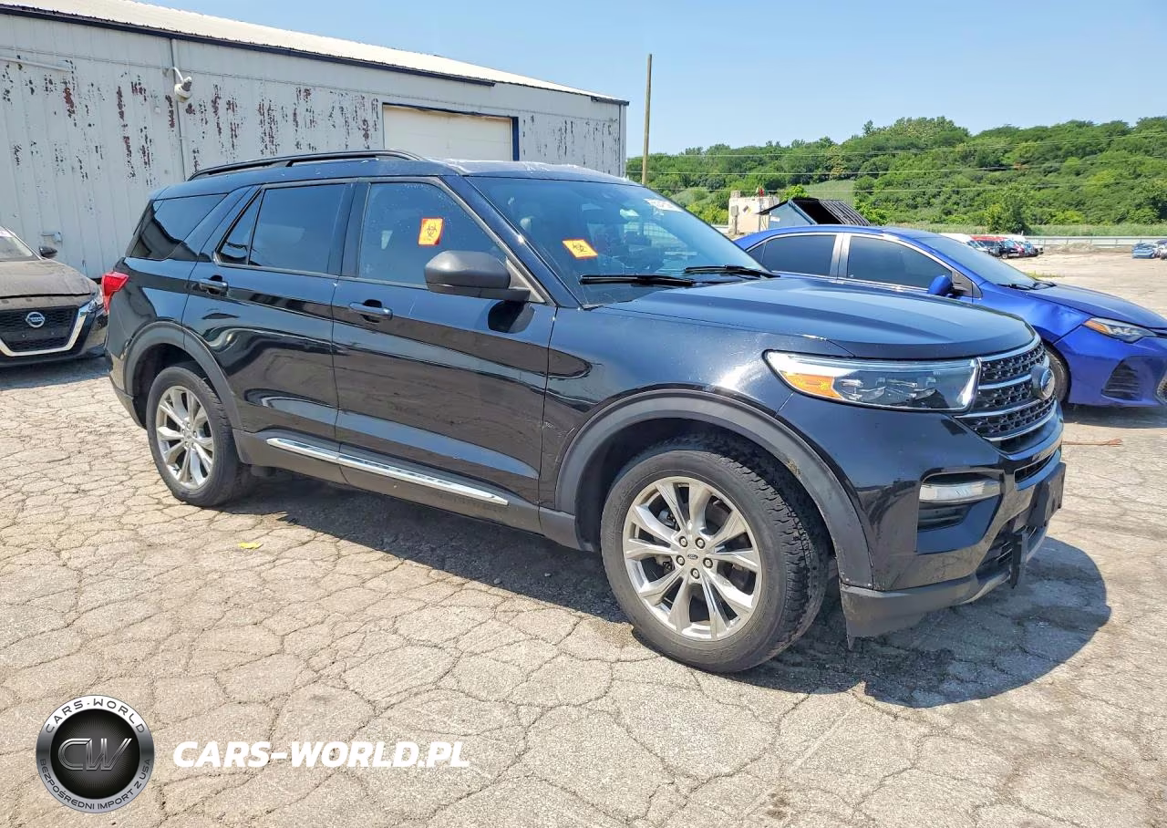 2020 Ford Explorer Xlt VIN:1FMSK8DH5LGB33703 - 4