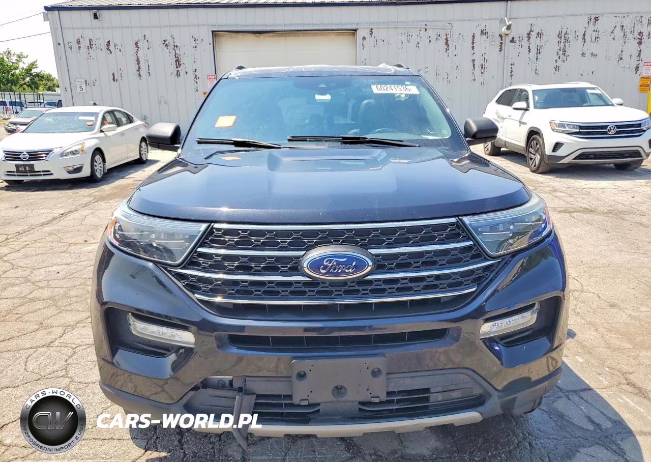 2020 Ford Explorer Xlt VIN:1FMSK8DH5LGB33703 - 5