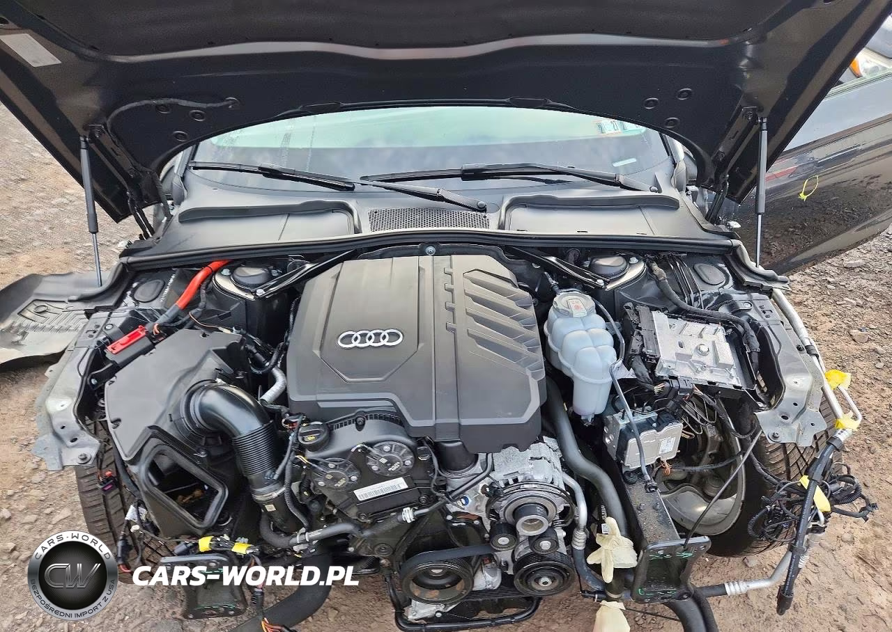2022 Audi A5 Premium Plus 45 VIN:WAUWAGF57NN002113 - 11