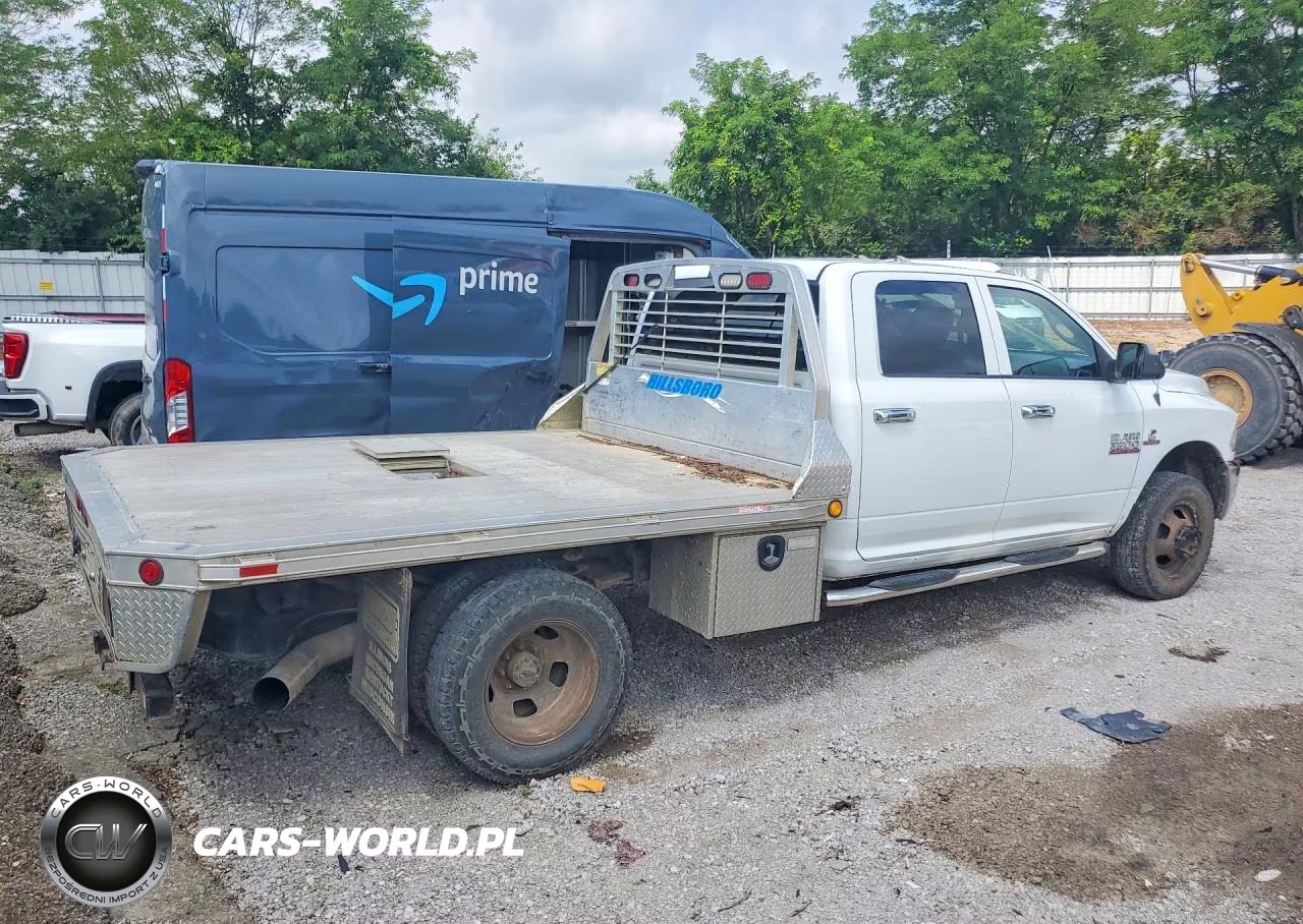 2015 Ram 3500 VIN:3C7WRTCL8FG568608 - 3