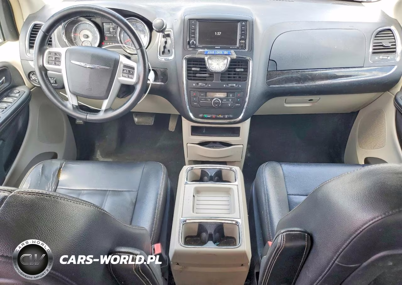 2015 Chrysler Town & Country Touring VIN:2C4RC1BG2FR645150 - 8