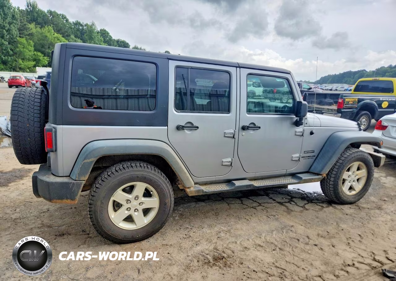 2017 Jeep Wrangler Unlimited Sport VIN:1C4BJWDG0HL574883 - 3