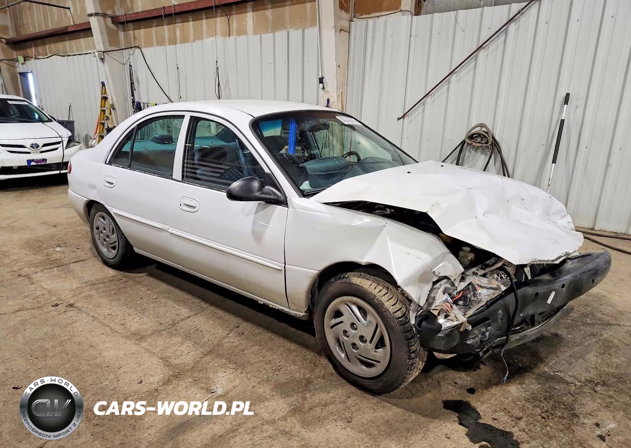 1999 Ford Escort Se VIN:1FAFP13P1XW218367 - 4