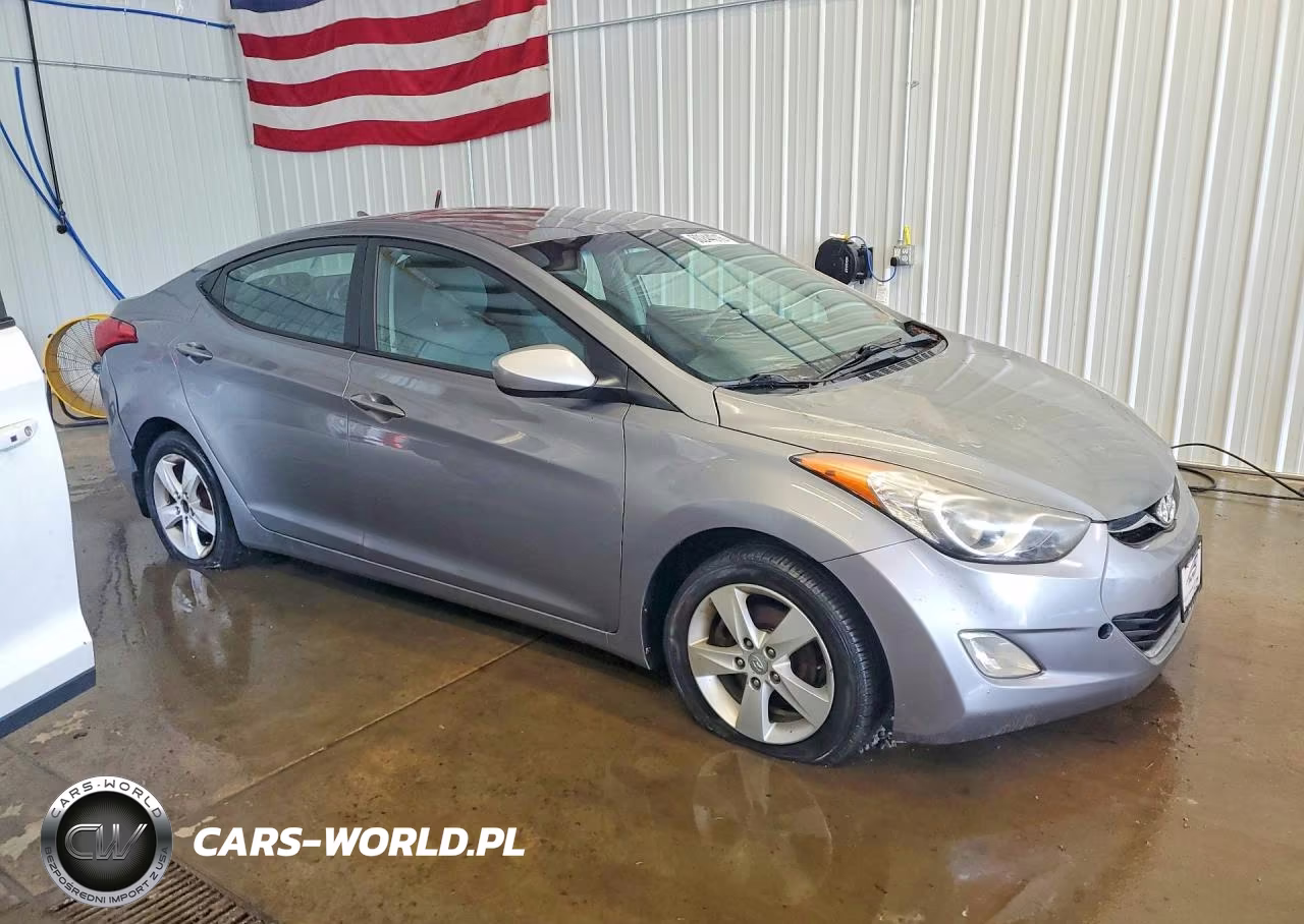 2012 Hyundai Elantra Gls VIN:KMHDH4AE8CU387921 - 4