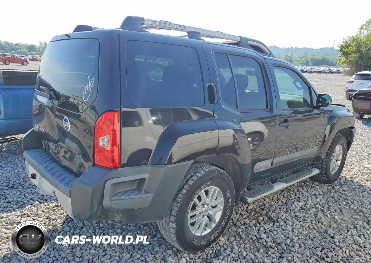 2015 Nissan Xterra X VIN:5N1AN0NU6FN650220 - 3
