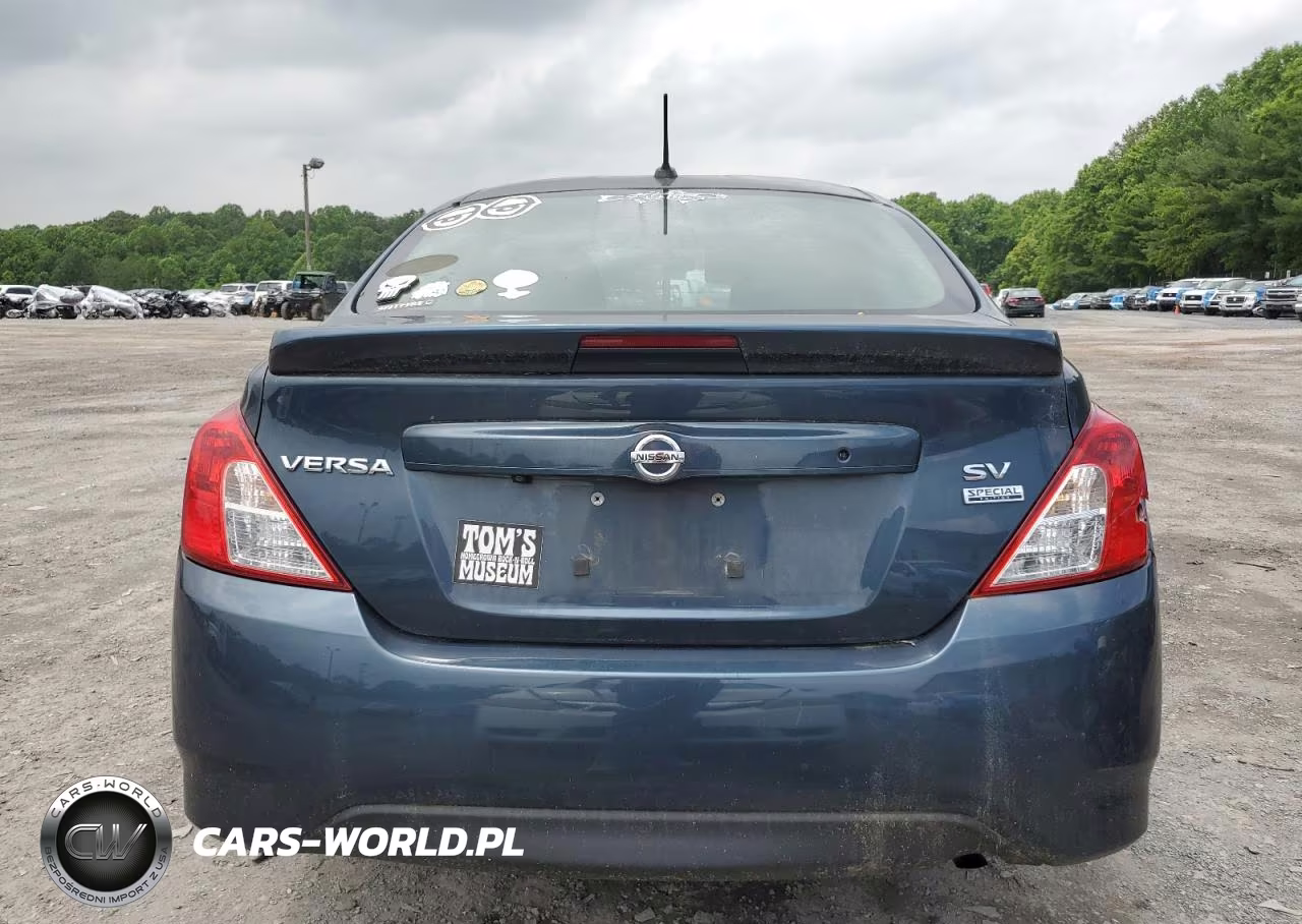 2017 Nissan Versa S VIN:3N1CN7AP2HL817605 - 6