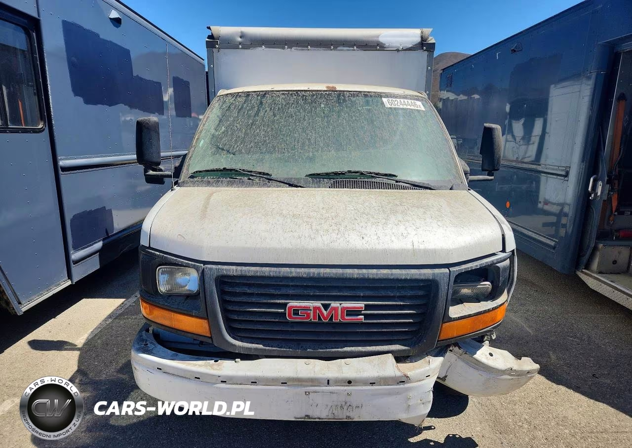 2008 GMC Savana Box Truck VIN:1GDGG31C081911726 - 5