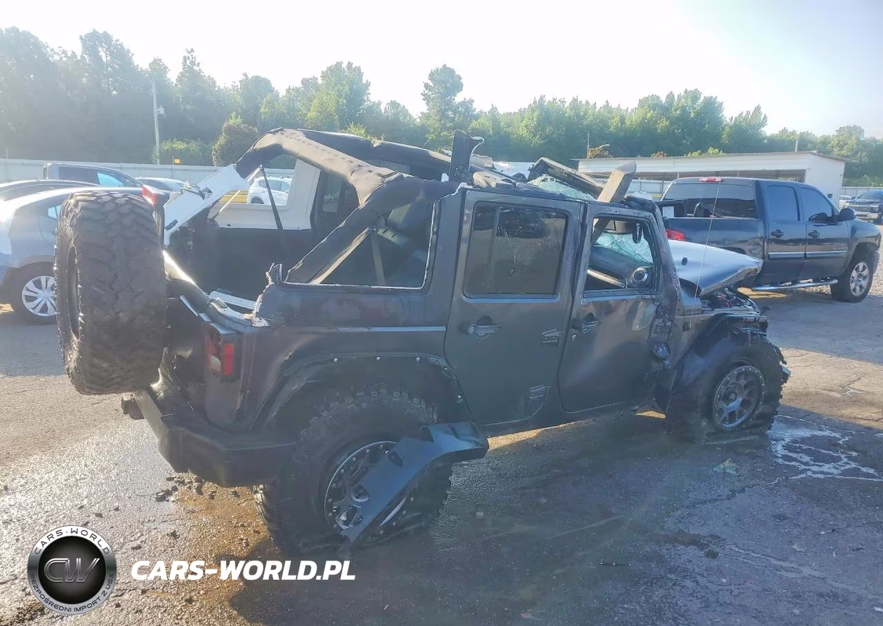 2016 Jeep Wrangler Unlimited Rubicon VIN:1C4BJWFG5GL164852 - 3