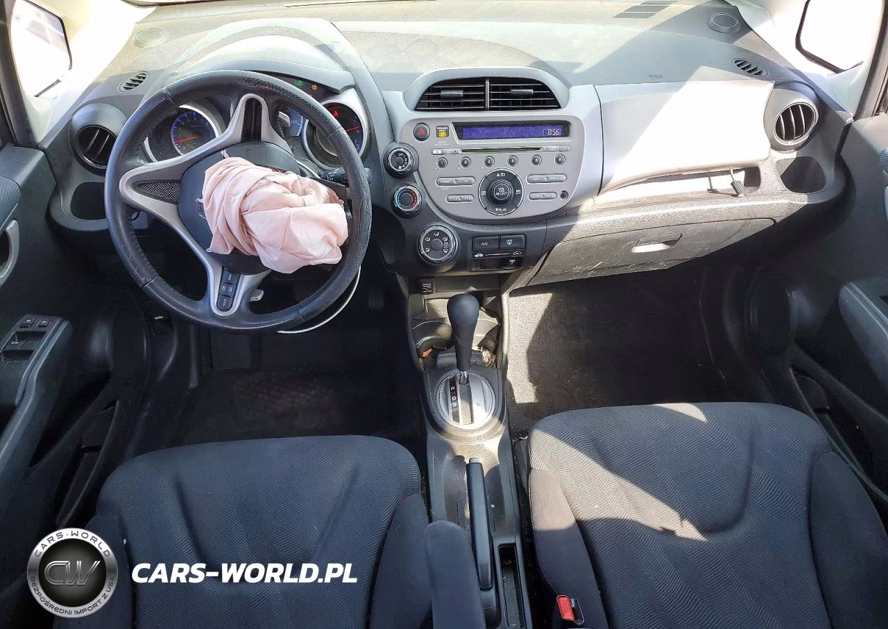 2010 Honda Fit Sport VIN:JHMGE8H44AS025347 - 8