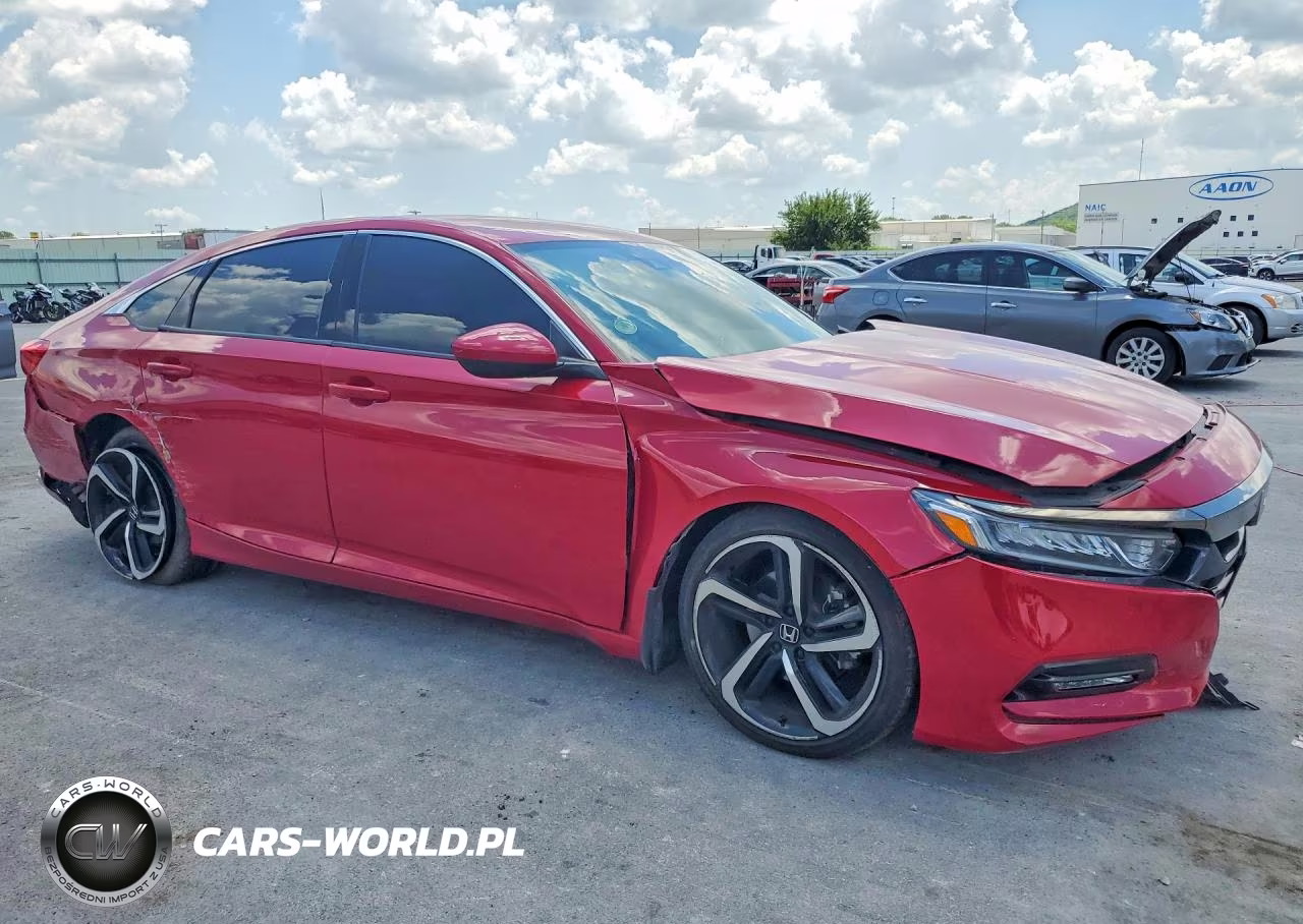 2018 Honda Accord Sport VIN:1HGCV1F32JA083496 - 4