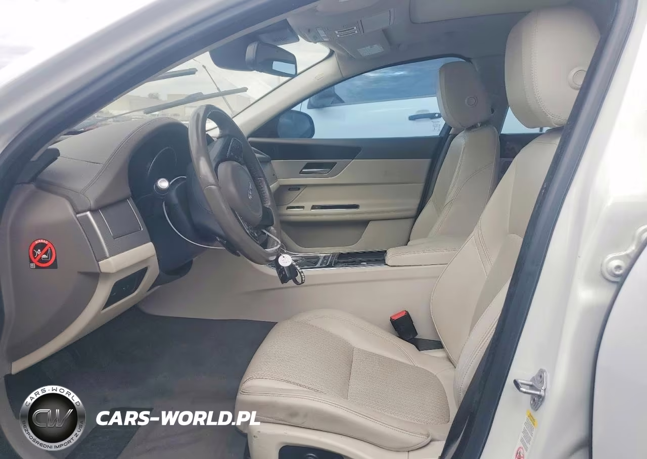 2016 Jaguar Xf Prestige VIN:SAJBE4BV8GCY13557 - 7