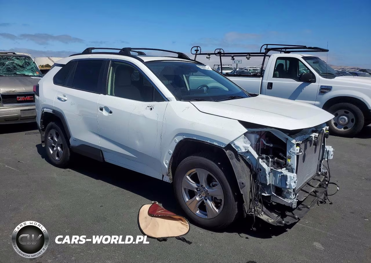 2022 Toyota Rav4 Xle VIN:JTMRWRFV0ND140675 - 4