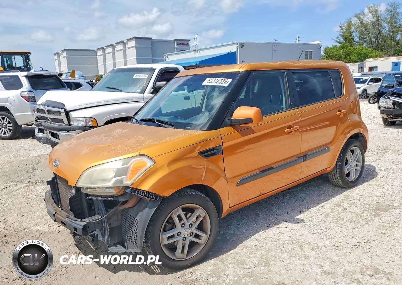 2011 Kia Soul +
