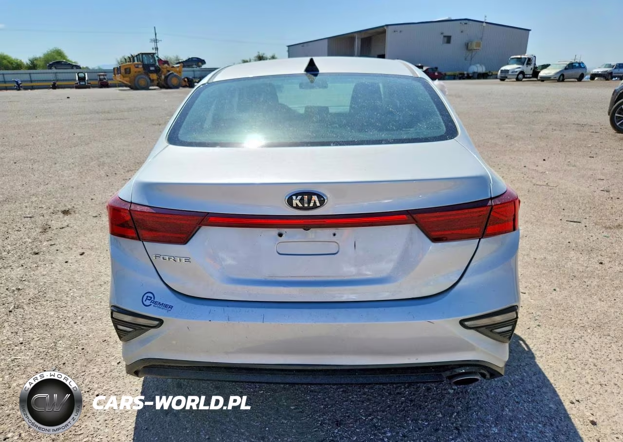 2021 Kia Forte VIN:3KPF24AD2ME346707 - 6