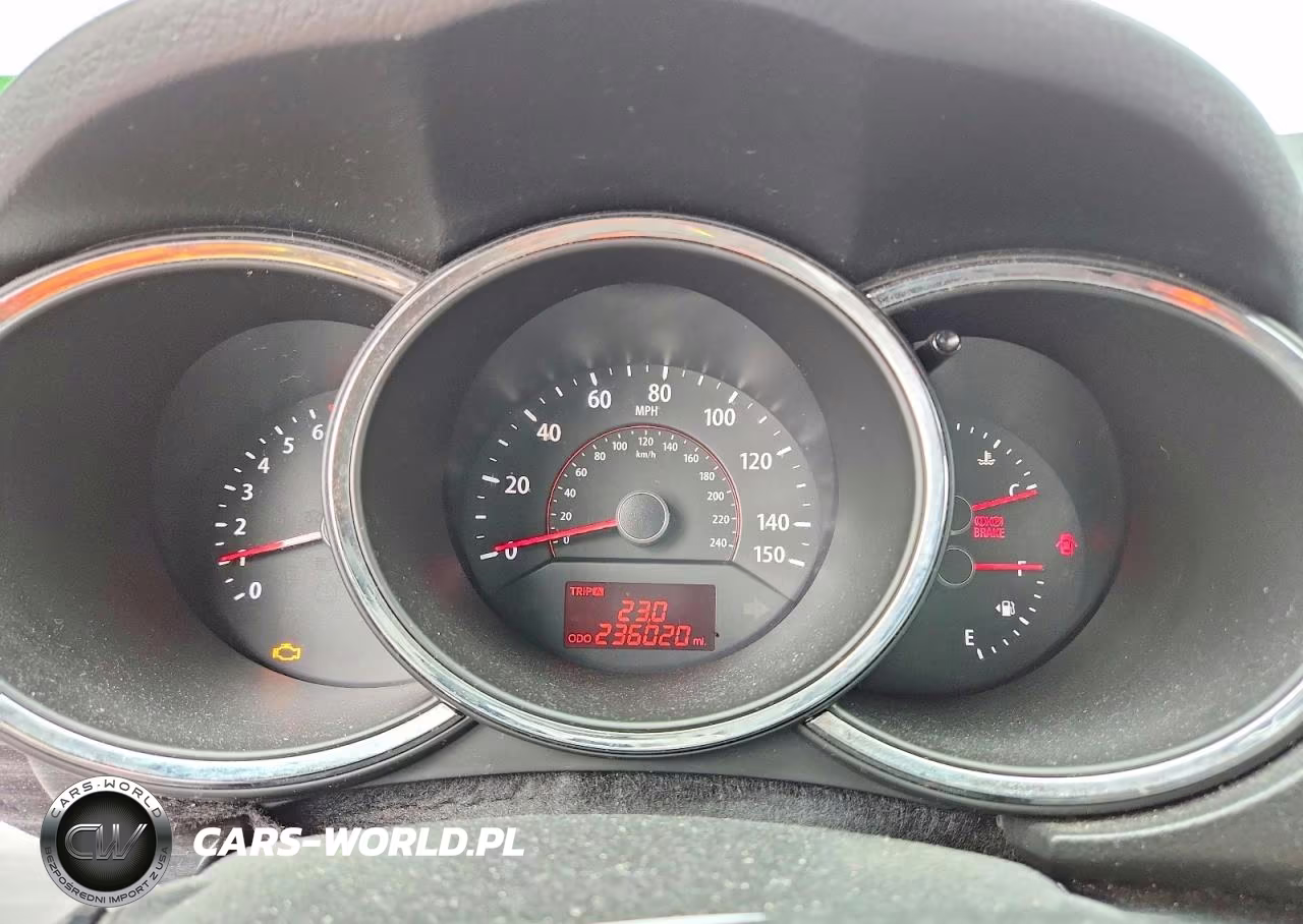 2011 Kia Sorento Base VIN:5XYKT3A17BG005931 - 9