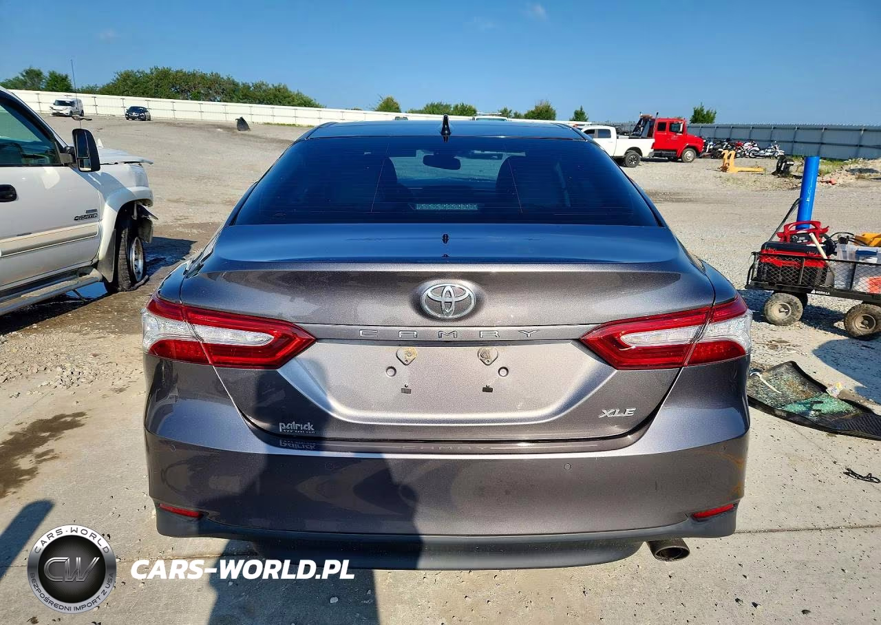 2018 Toyota Camry Xle VIN:4T1B11HK7JU096667 - 6