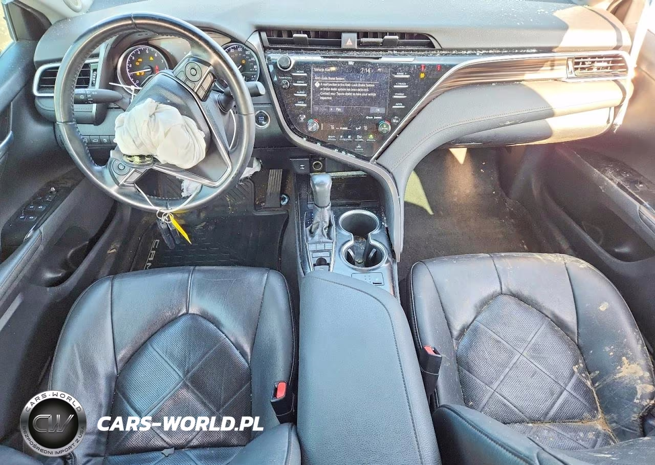 2018 Toyota Camry Xle VIN:4T1B11HK7JU096667 - 8