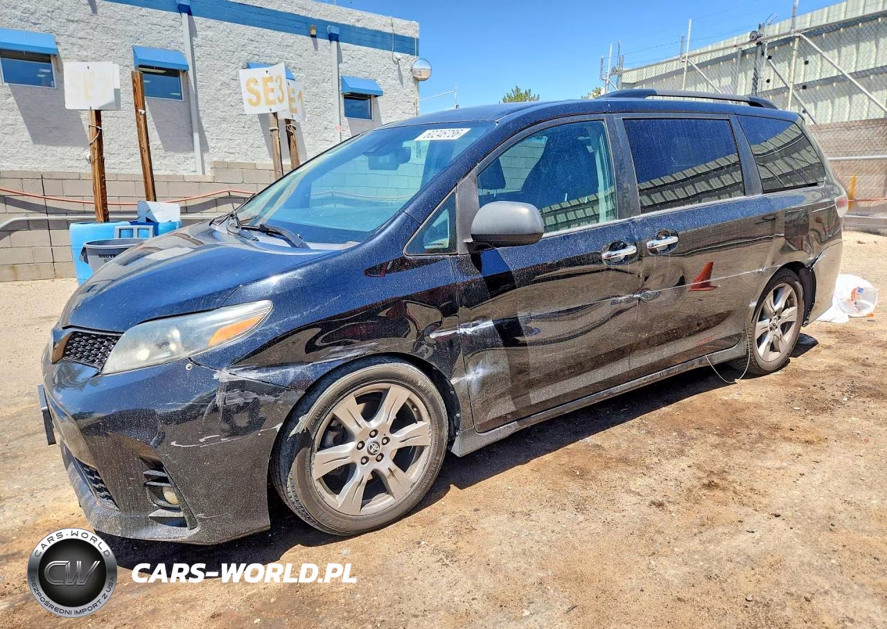 2018 Toyota Sienna Se 8-Passenger