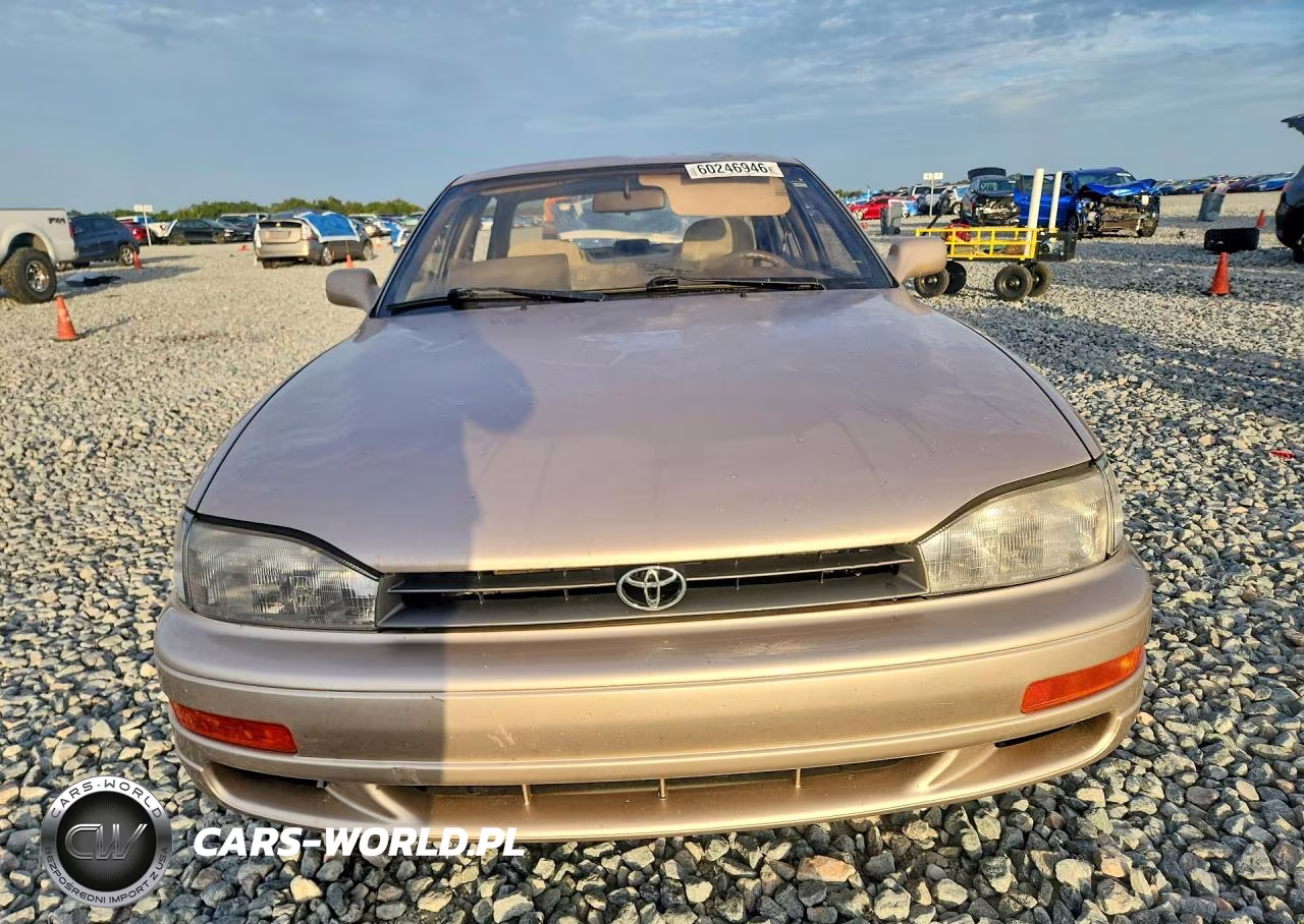 1994 Toyota Camry Le VIN:4T1GK12E8RU048824 - 5