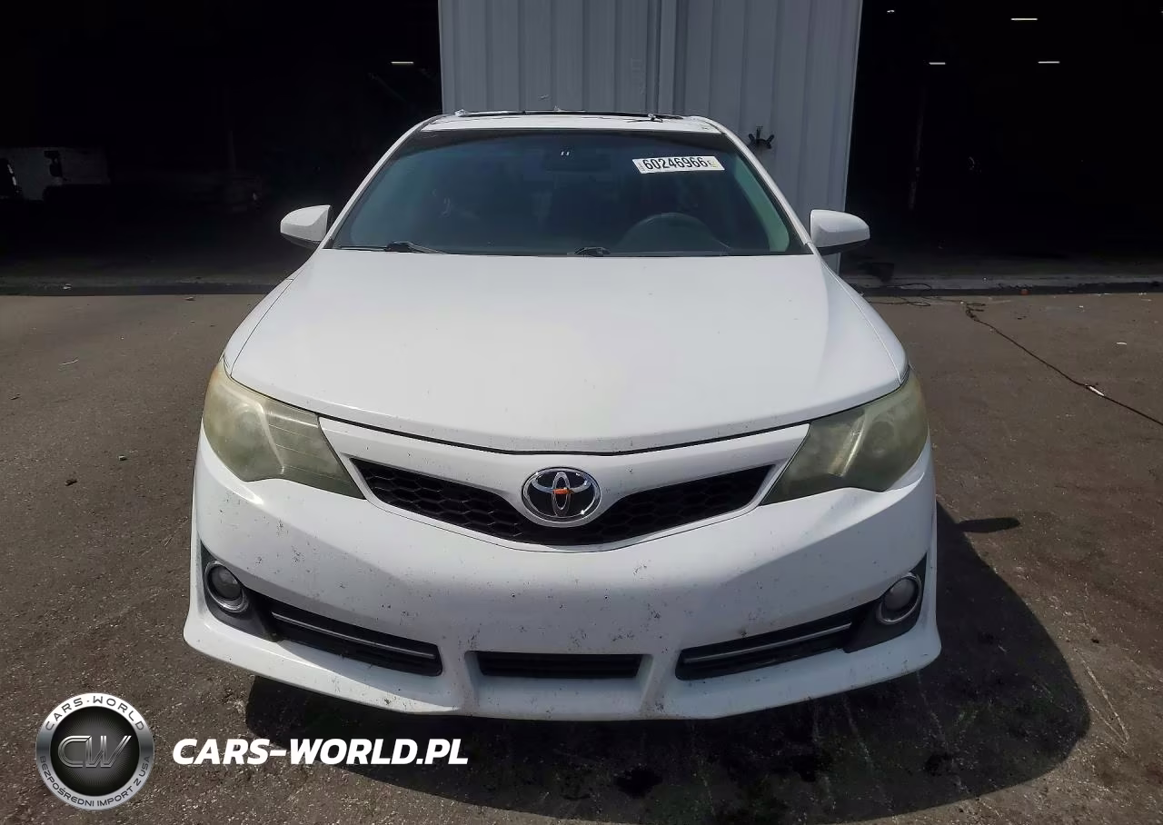 2014 Toyota Camry Se Sport VIN:4T1BF1FK6EU740508 - 5