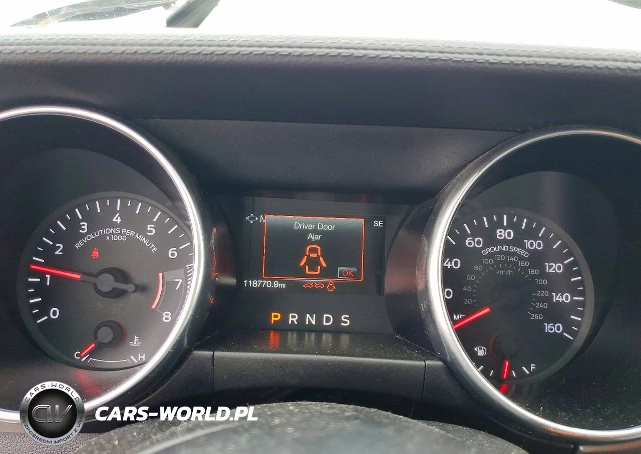 2018 Ford Mustang VIN:1FATP8UH4J5177037 - 9