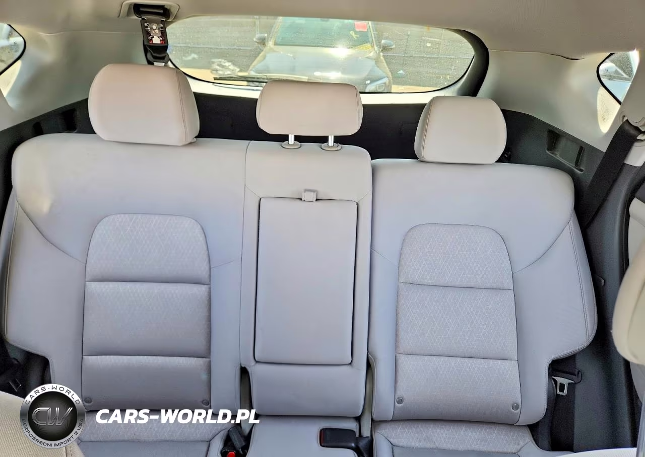 2018 Hyundai Tucson Sel VIN:KM8J33A48JU736771 - 10