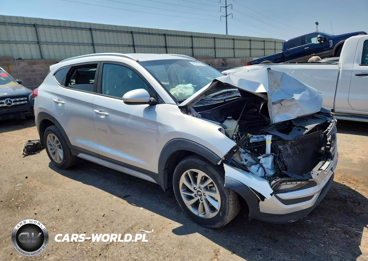 2018 Hyundai Tucson Sel VIN:KM8J33A48JU736771 - 4