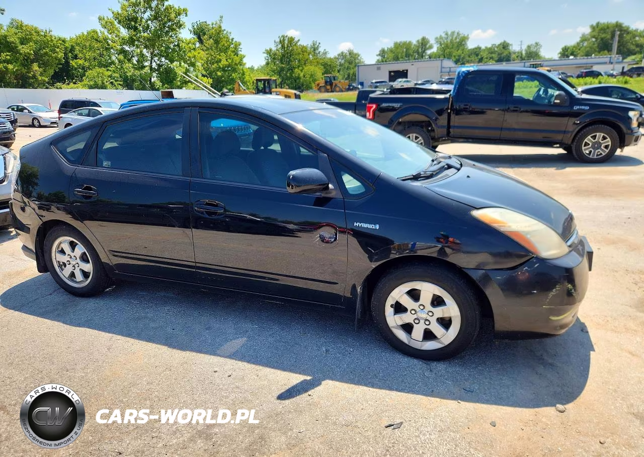 2008 Toyota Prius Base VIN:JTDKB20U683325831 - 4