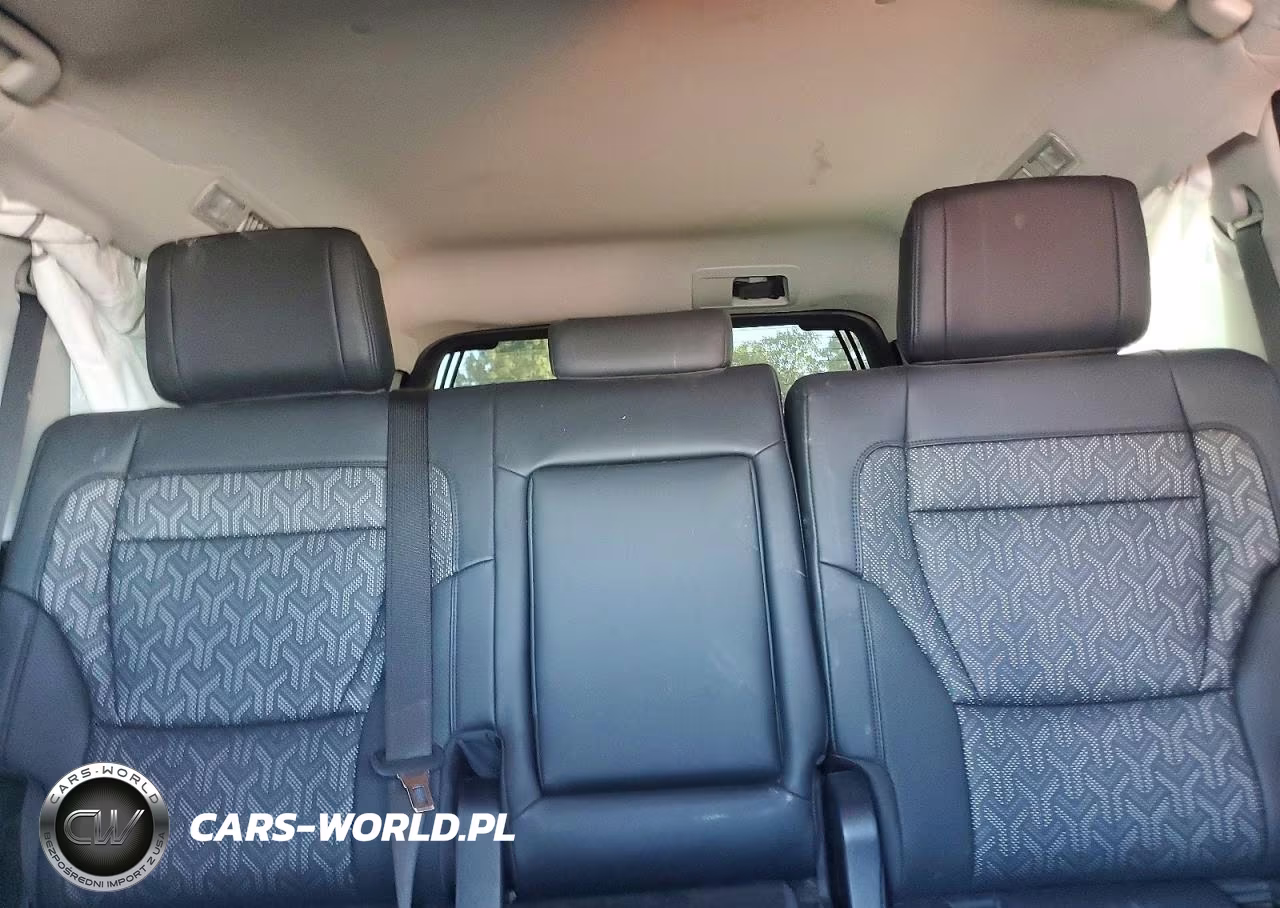 2023 Toyota Sequoia Sr5 VIN:7SVAAABAXPX006652 - 10