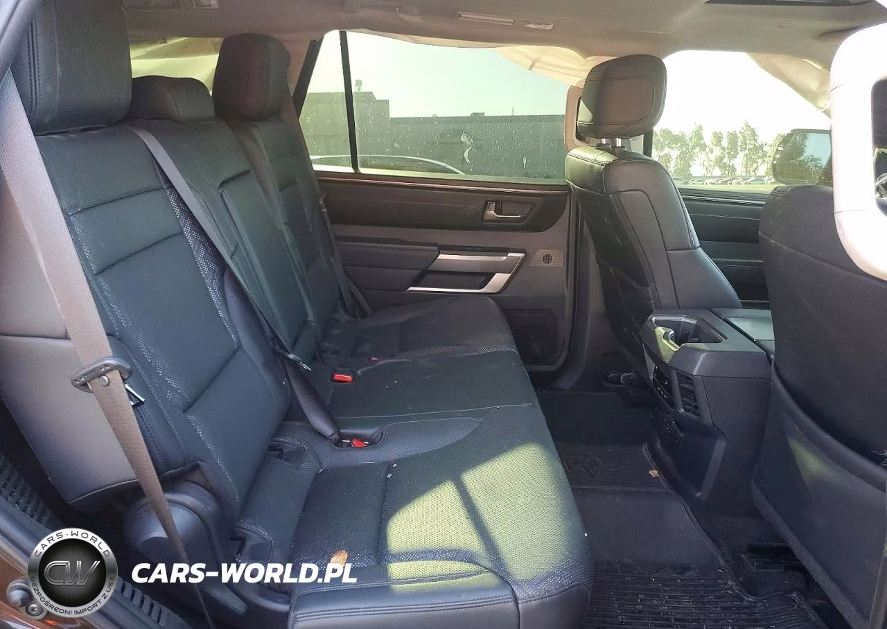 2023 Toyota Sequoia Sr5 VIN:7SVAAABAXPX006652 - 11
