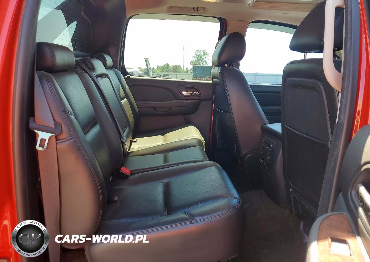 2011 Chevrolet Avalanche Ltz VIN:3GNTKGE39BG122221 - 10