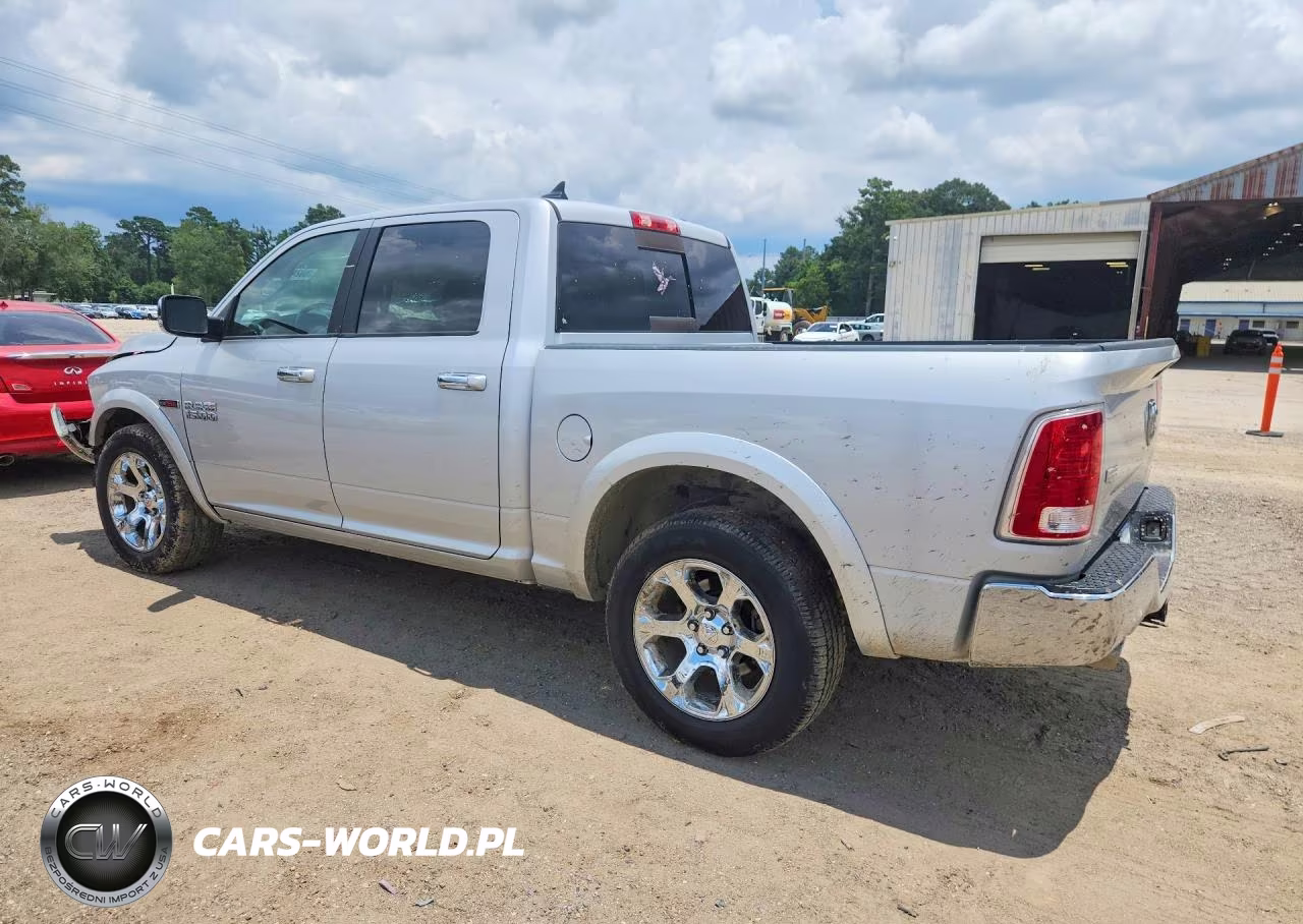 2018 Ram 1500 Laramie VIN:1C6RR6NM4JS292678 - 2