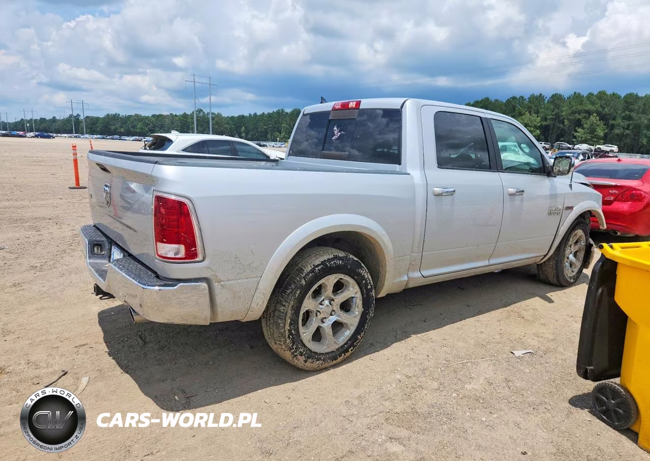 2018 Ram 1500 Laramie VIN:1C6RR6NM4JS292678 - 3