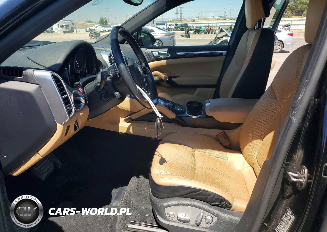 2016 Porsche Cayenne VIN:WP1AA2A25GLA10706 - 7