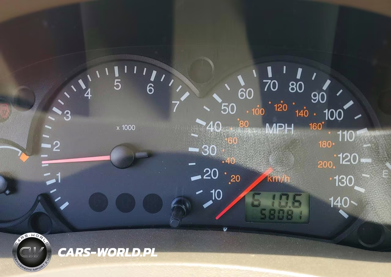 2005 Ford Focus VIN:1FAFP34N25W304678 - 9