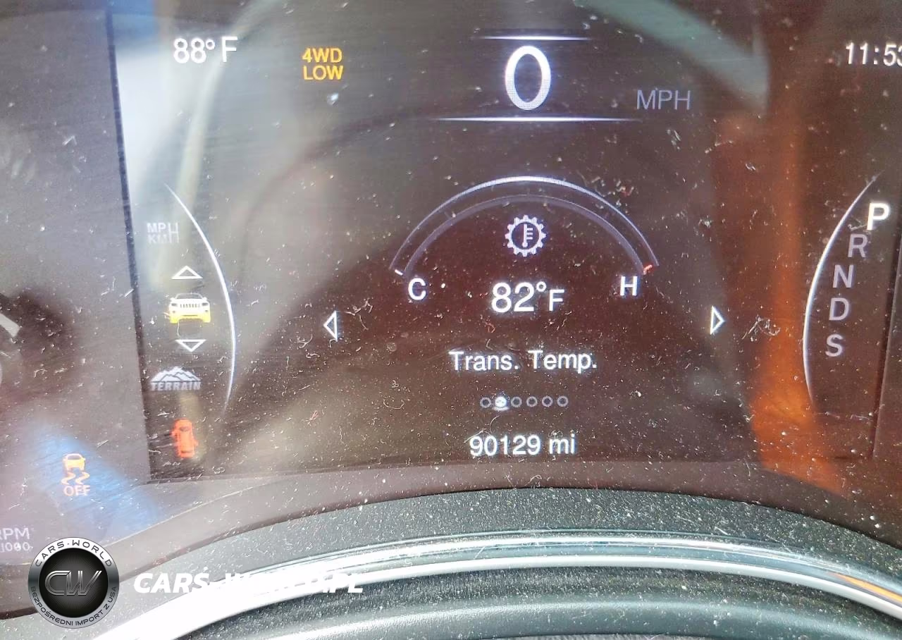 2015 Jeep Grand Cherokee Overland VIN:1C4RJFCG2FC111043 - 9