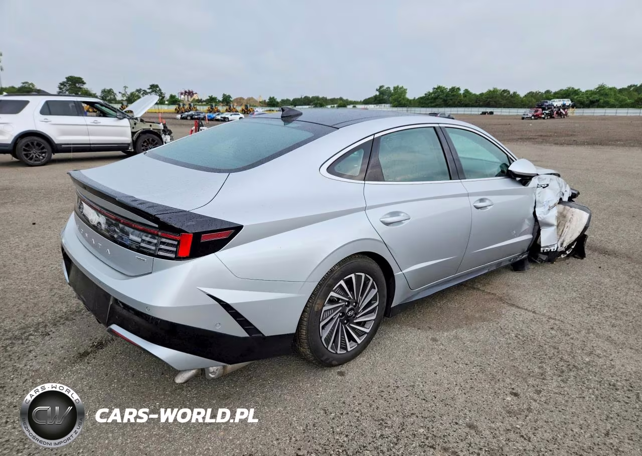 2024 Hyundai Sonata Hybrid Limited VIN:KMHL54JJ4RA095307 - 3