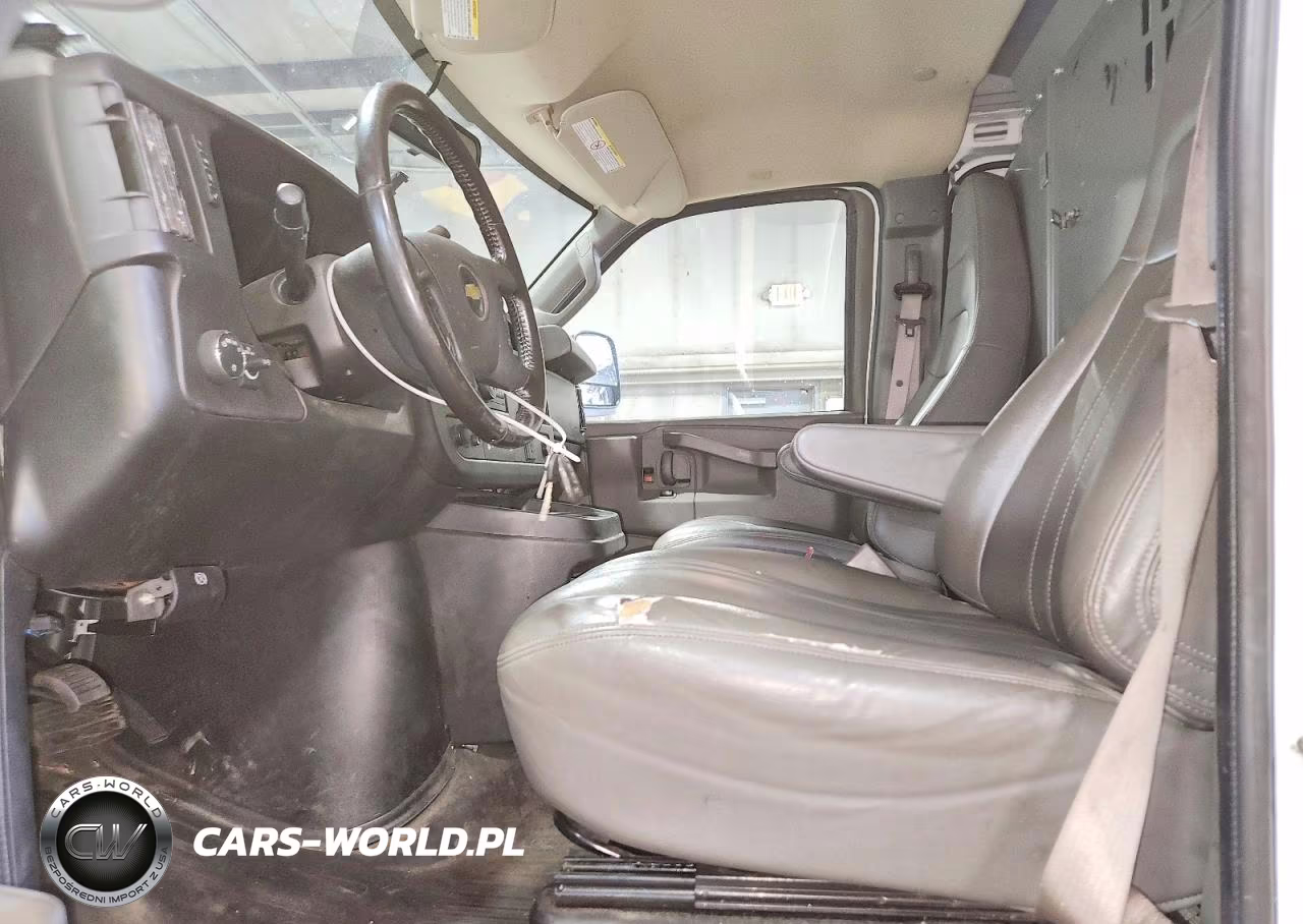 2021 Chevrolet Express 2500 Cargo Delivery Van VIN:1GCWGBFP0M1227601 - 7