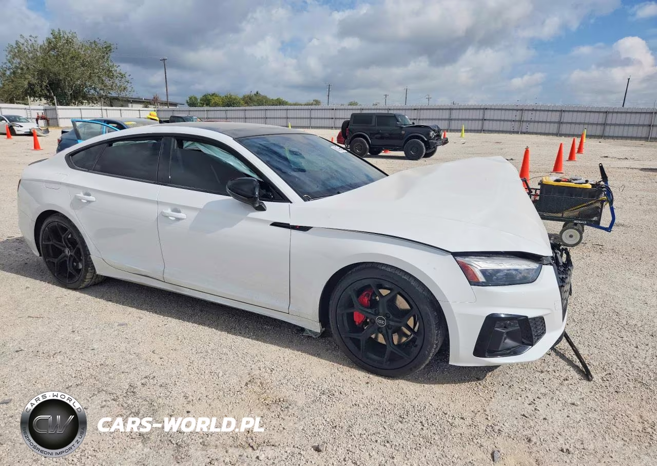2024 Audi A5 Premium Plus 45 VIN:WAUFACF50RA039476 - 4