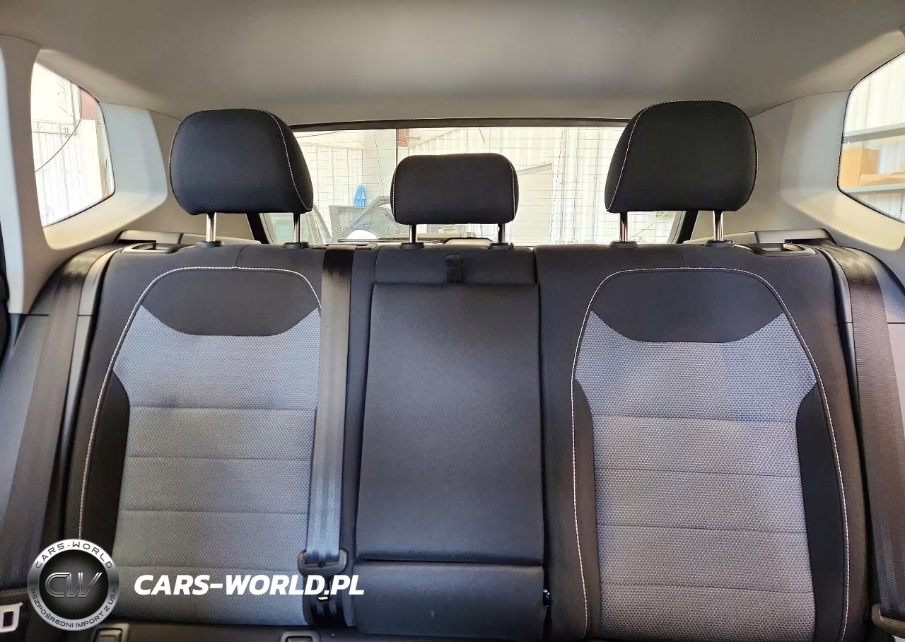 2025 Volkswagen Taos S VIN:3VV8C7B23SM048627 - 10