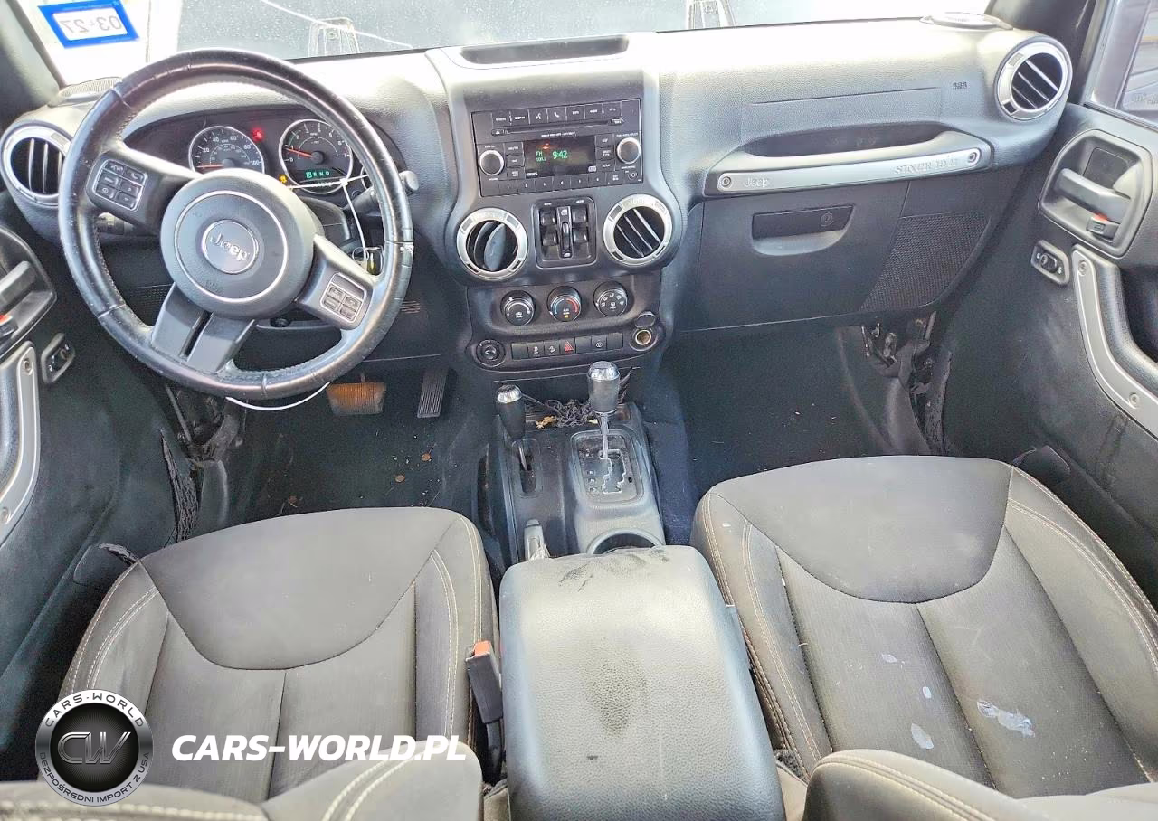 2018 Jeep Wrangler Unlimited Sahara VIN:1C4BJWEGXJL848644 - 8