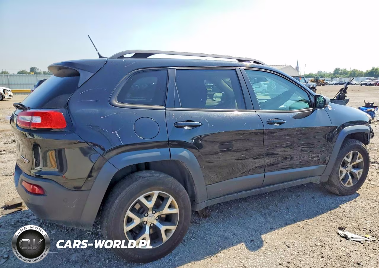 2014 Jeep Cherokee Trailhawk VIN:1C4PJMBBXEW187060 - 3