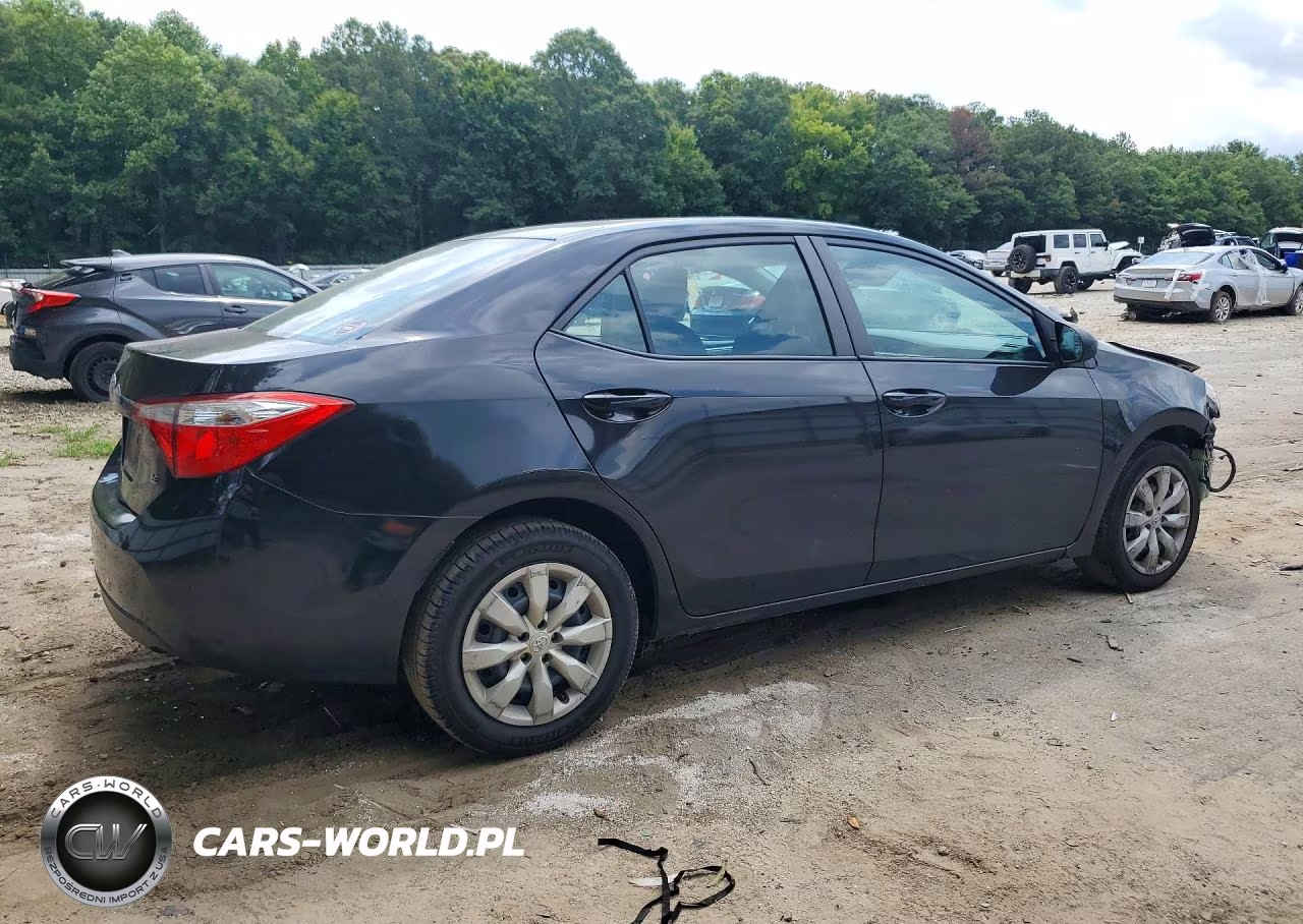 2015 Toyota Corolla Le VIN:2T1BURHE9FC459236 - 3